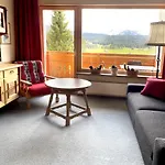 Apartment Cristall *