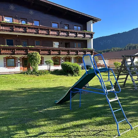 Cristall * لوتاش